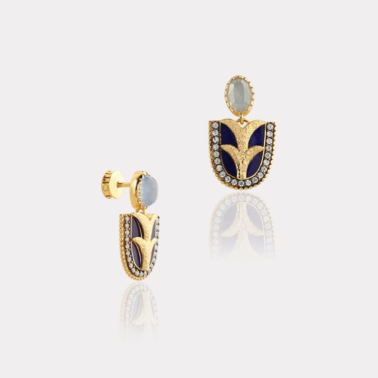 Gold Design Earring